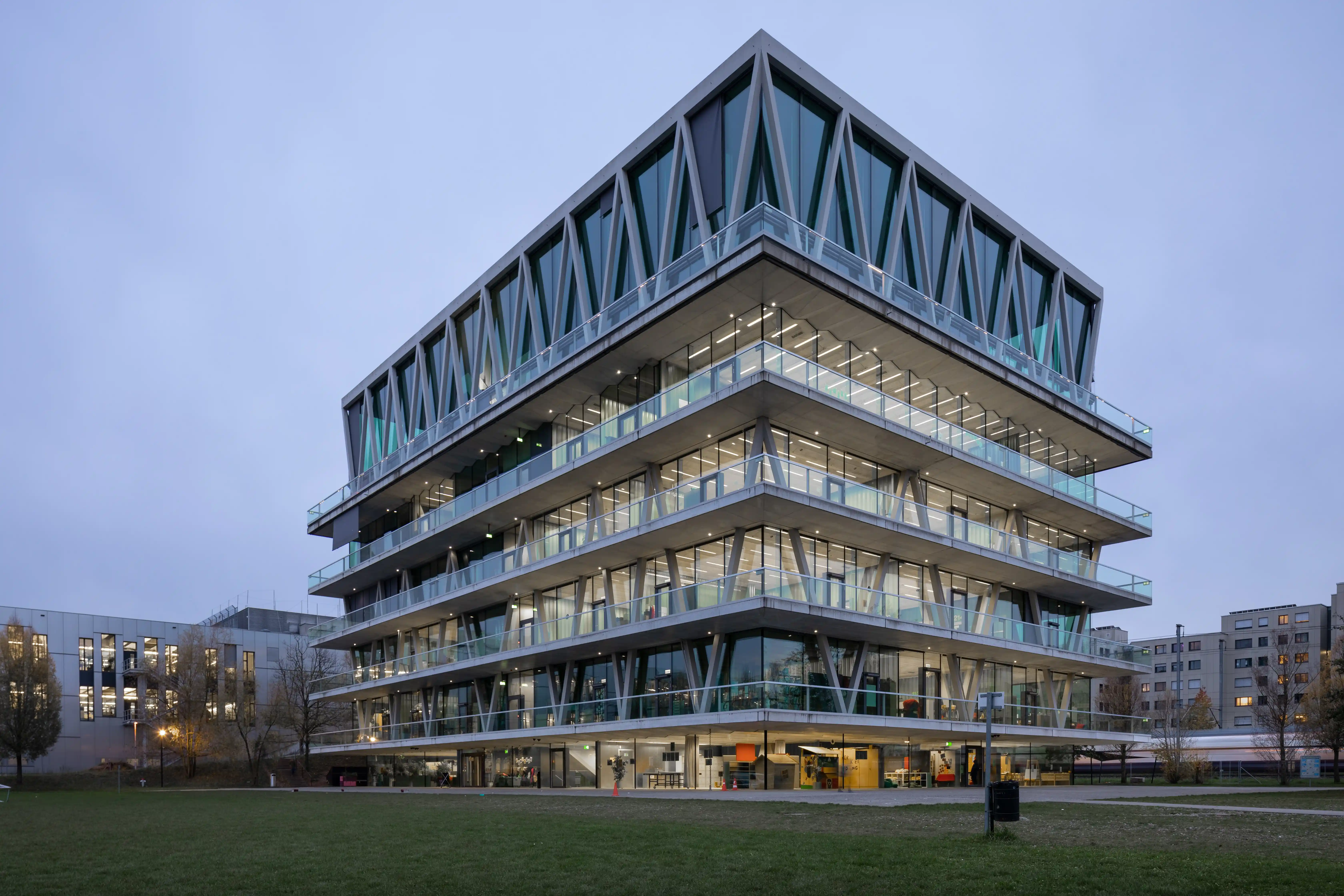 Commercial property insurance for business premises and landlords